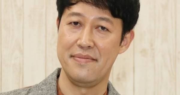 小籔千豊、金髪から黒髪に戻したワケ「誰を待たせとんねん!ってなるから」