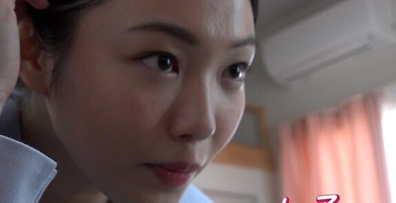 紺野彩夏、会社員役に　あこがれの先輩とトーク＆オンライン会議に参加