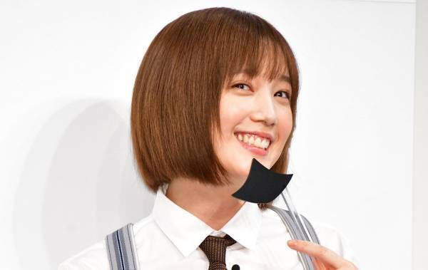 本田翼、髭男子に好意的も「パーカーを着ている男性が好き!」