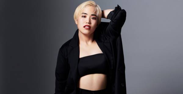 ゆりやんレトリィバァ、クールな金髪披露　夢は「『1人サーカス』になりたい」