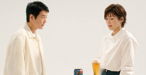 唐沢寿明×吉瀬美智子、キリンビール新CMで共演　自然な演技に注目