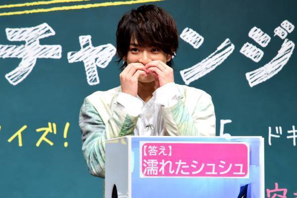 浮所飛貴、スタイリッシュ反復横跳びで「顔面もキメていきたい」主演映画のために体張る