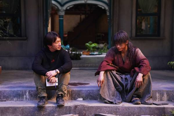 『るろ剣』剣心が相手の耳を…これまでと全く違う「The Beginning」アクション