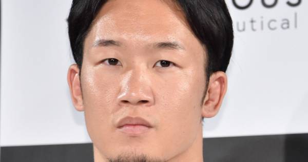 朝倉未来、インスタで現役続行を示唆「朝倉未来は最強でないといけない」