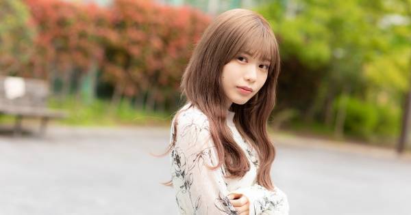 20歳の現役大学生ライバー・秋山円香さん、父の言葉を胸に…思い描く夢とは