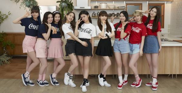 NiziU、一番“夏”が似合うメンバーは?「太陽みたいな存在、いつも笑顔」