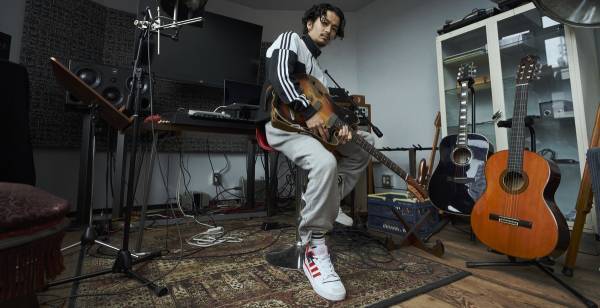 常田大希×アディダス、新ビジュアル公開「大変な時代ではありますが…」