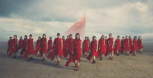 櫻坂46「流れ弾」ジャケ写5種公開「彼女たちが革命そのものである」