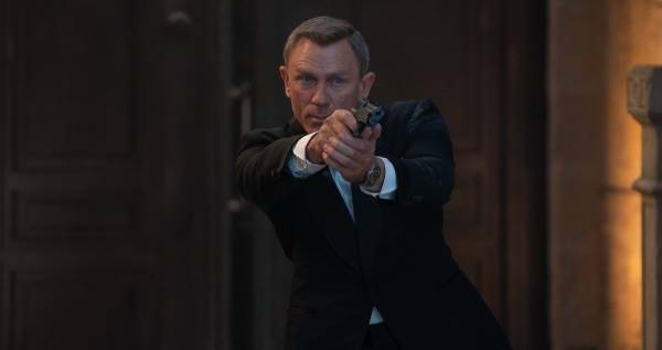 『007』ボンド役ダニエル・クレイグ「愛を込めて…」 日本語でファンにメッセージ