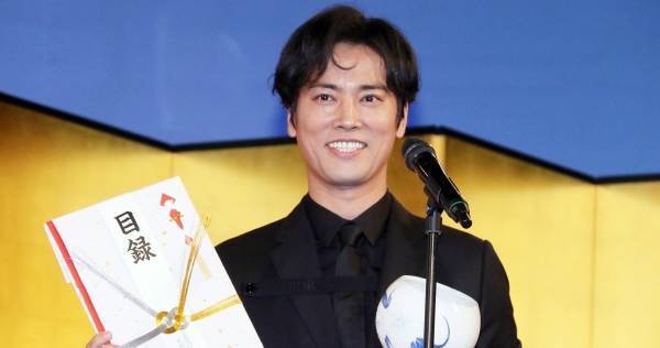 桐谷健太、三船敏郎賞を受賞 「感動を与えられる役者に俺はなる」と決意新た