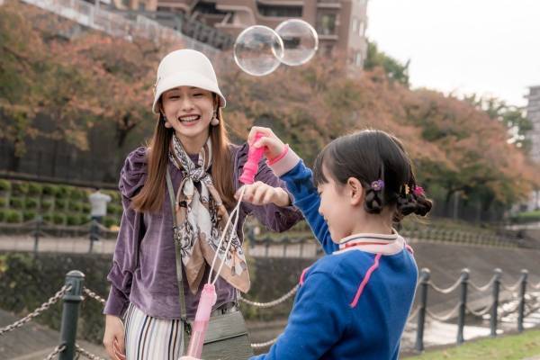 石原さとみ、稲垣来泉とはしゃぐも意味深…『そして、バトンは渡された』未公開シーン【動画あり】