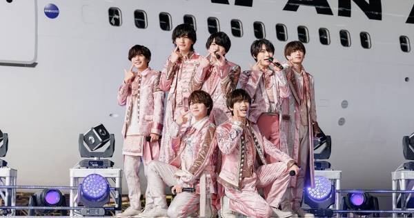 なにわ男子「世界中にLOVEを届けたい」 デビュー日に大阪と東京で魅力発信