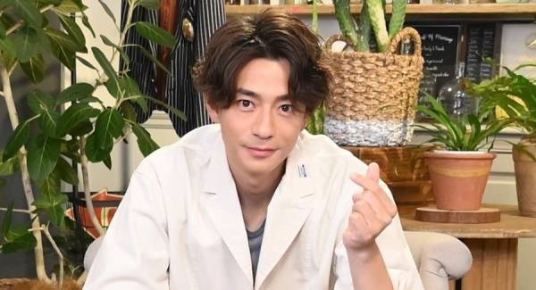 三浦翔平、幸せな瞬間は「3人で手をつないで…」 子煩悩ぶり明かす