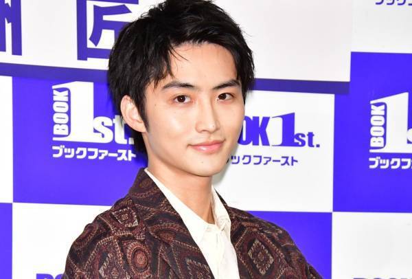 岐洲匠「最後に刺激がある!」と恒例の裸カットを掲載