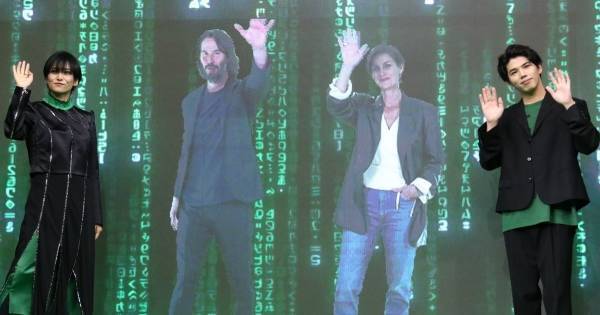 柴咲コウ、キアヌ・リーブスとの“再会”に感動「胸がいっぱい」