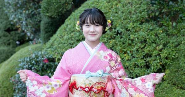 本田紗来、姉・望結も驚く急成長「身長がグングン伸びた」　晴れ着姿を披露