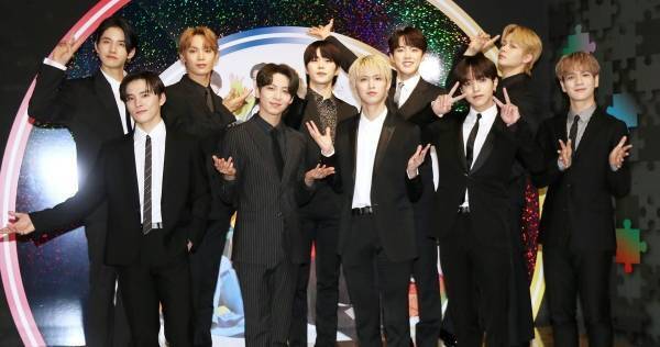 JO1、自分たちの展覧会に感動「かっこいいJO1も、可愛いJO1もいっぱい」【全員コメント】