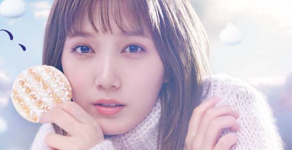 本田翼、メルヘンな新CMで歌声披露「雲の上でプカプカして楽しかった」