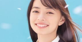 上國料萌衣、歌唱力＆制服姿で魅了　3年連続マックフルーリーキットカットCM出演