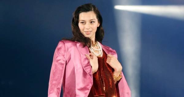 TGC、2年半ぶり有観客で開幕! 中条あやみが5回連続トップバッター飾る