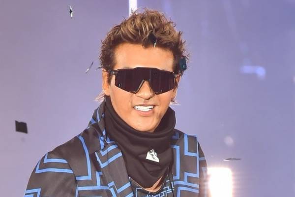 “BIGBOSS”新庄剛志、サプライズでTGC降臨! ランウェイ中に開幕投手「決めました」