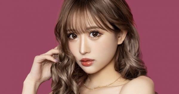 伊藤桃々、『小悪魔ageha』専属モデルに「ピン表紙を目標に頑張ります」