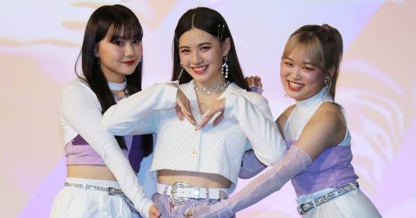 iScream、1stアルバム発売日に有観客イベント開催「本当に幸せです」【動画あり】