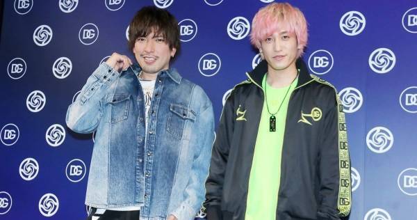 EXIT、ドルガバ×呪術廻戦コーデに大満足「可愛い」「オシャレ」