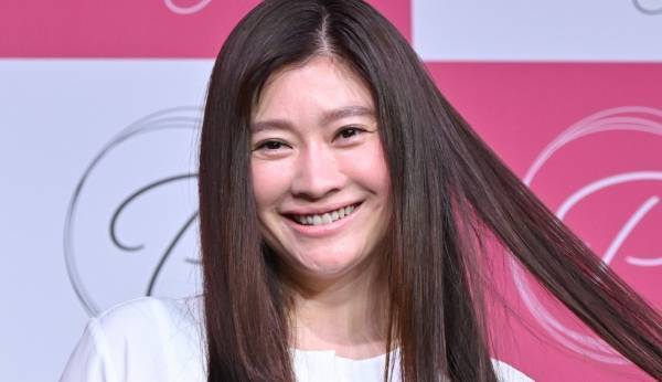 篠原涼子､シャンプー＆トリートメントをプロデュース 1番のこだわりは"香り"