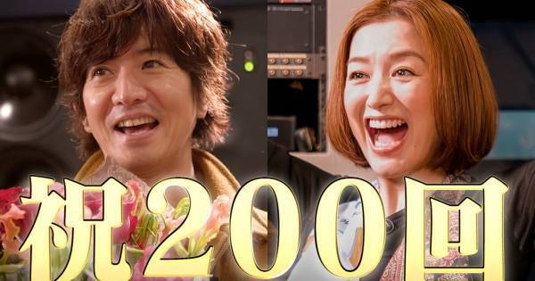 木村拓哉&鈴木京香が涙ぐむ…レコード鑑賞直後に思わず握手も