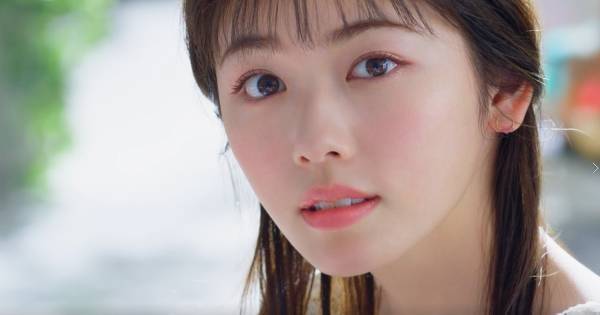 小芝風花、美しい瞳で店員を釘付けに「ドキッとしてもらえたら」