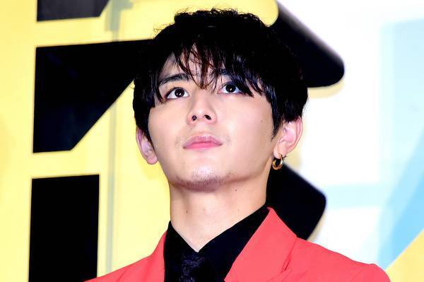 山田涼介、育てた僧帽筋が膨らみすぎてディーンからツッコミ「もうそろそろ…」