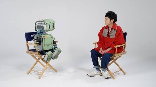 二宮和也、ロボットからのインタビューに戸惑い…『タング』特別映像