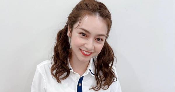 平愛梨、ミニスカ制服&ツインテール姿を公開「スカート短ッ!!」