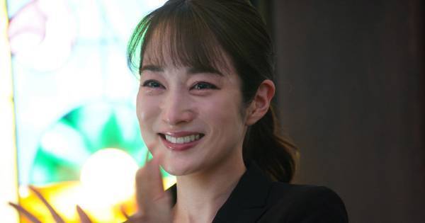 高梨臨“咲良”、結木滉星“亮輔”から結婚報告受け…『5つの歌詩』予告&場面写真