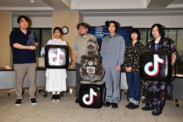 山之内すず、縦型映像の審査員に「縦型ならではの面白さある」