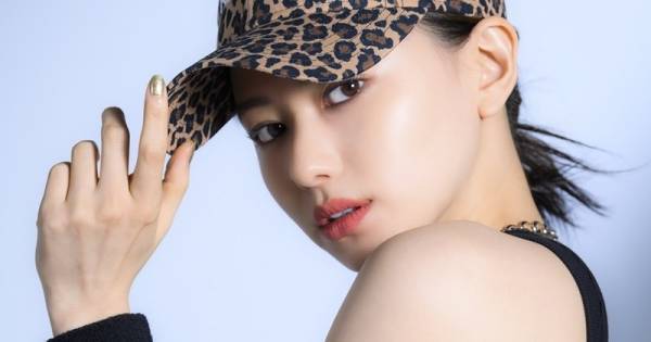 山本舞香、「NEW ERA」と初コラボ　男女ともに着用できるアイテム展開に