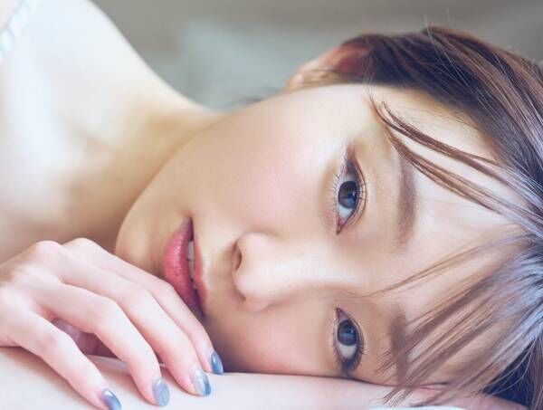 SKE48の須田亜香里、色気漂うランジェリー姿でラストグラビア