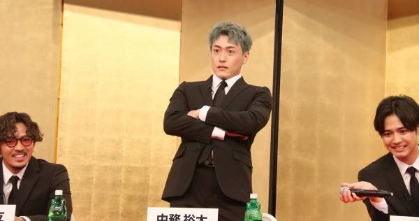 GENERATIONSがファンの願いを叶える　中務裕太「キッスまではOK」!?