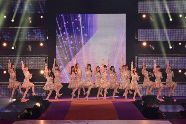 乃木坂46、ガルアワ3年ぶりパフォーマンスに笑顔　齋藤飛鳥「だいぶ楽しんでいます」