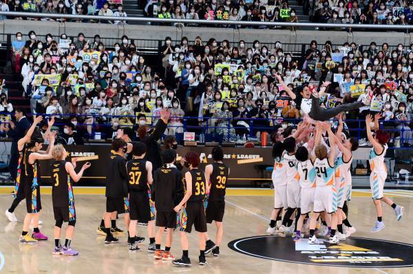 『ACTORS☆LEAGUE』バスケに8,200人熱狂、岡宮来夢が涙! 1点差で牧島輝チームが勝利