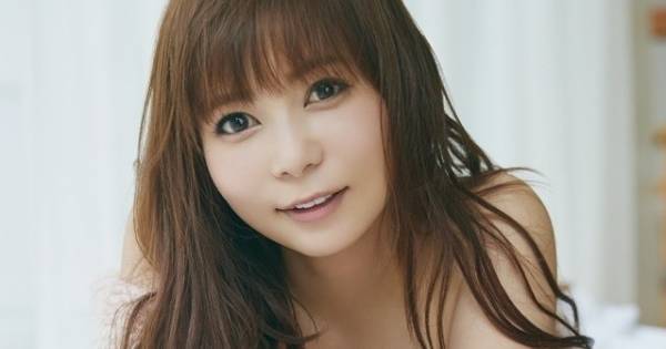 中川翔子、セクシーな肩出しニットで大人の魅力「新しい中川翔子を見て」