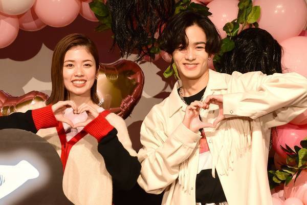 小芝風花、川村壱馬の導入美容液「教えてもらおう」貞子と女子会トーク