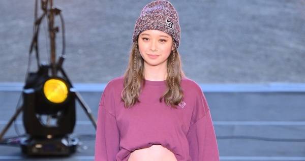 田鍋梨々花、ウエスト大胆披露　美スタイル生かしたアウトドアコーデで魅了