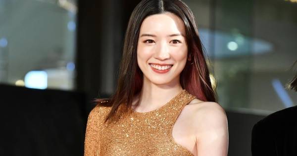 永野芽郁、美スタイル際立つタイトなドレスで魅了　東京国際映画祭に登場