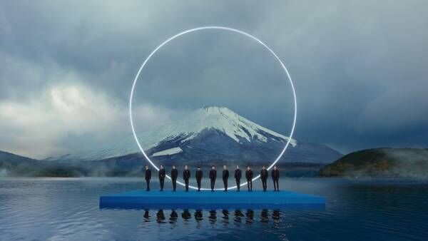 JO1、山中湖でパフォーマンス　河野純喜「富士山にパワーをもらいながら」