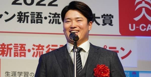 村上宗隆、“村神様”の愛称に「人間です(笑)」自分にあげたいご褒美は「睡眠」