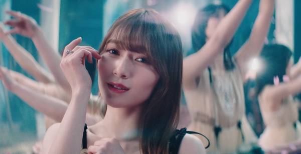 櫻坂46「桜月」MV公開　坂道研修生出身者初センター・守屋麗奈の切ない表情に注目