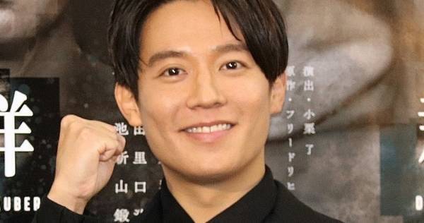小出恵介、一般女性とNYで結婚「世界的な危機の中を共に支え合いながら」
