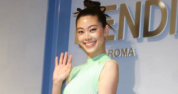 森星、美スタイル際立つ! 14cmヒールで約190㎝に「みんなの頭が見える」